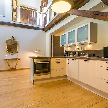 Апартаменты Le Mucie*****loft Au Centre De *